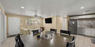 515 E VISTA DEL CERRO Drive Gallery 12