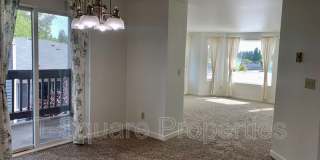 2152 N 112th St Gallery 21