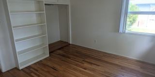 7 bedrooms $1000 each w/ SPA Gallery 28