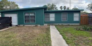 3738 Marion Street Gallery 1