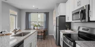 Shoreline Flats Gallery 21