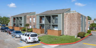 University Green Gallery 14