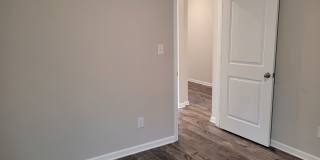 Madison - Monrovia Gallery 7