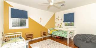 1800 LARK Lane Gallery 39