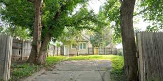 1125 Margaret Street Gallery 24