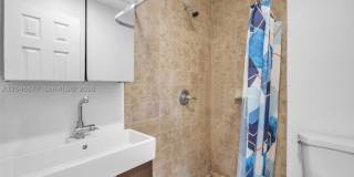 1807 SW 102nd Pl Gallery 26