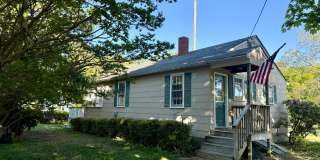 1950's Beach Cottage available year round! Gallery 1