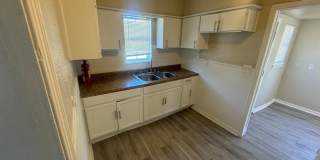 3 bedroom 1 bath house - 1727 ne 19th Gallery 4