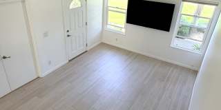 716 Nina Lane Gallery 17