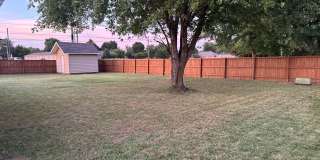 Available August 1st! 3-Bedroom, 2-Bathroom Home in East Rogers Gallery 12