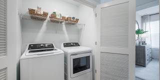 Cove at 47th Gallery 7