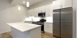 822 N Winchester Avenue Gallery 6