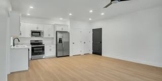 1309 N Bridge Street Gallery 13