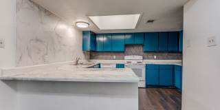 2-BEDROOM TOWNHOME IN ALAMO HEIGHTS Gallery 12