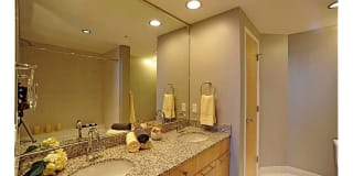 909 Walnut 909 Walnut Gallery 17