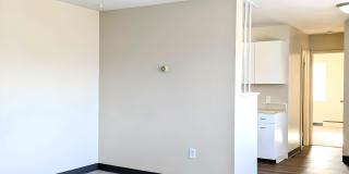 300 West Fuller Avenue - 11 Gallery 5