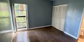 2202 S Cypress Bend Drive Gallery 7