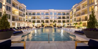 Alexan River Oaks Gallery 1