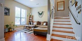 Room in 3 Bedroom Townhome at Steel Yard Ct Gallery 9
