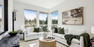 Welcome to Burnside Bluffs – Your New Urban Retreat! Gallery 10
