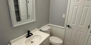 9708 LAKE POINTE Court Gallery 5