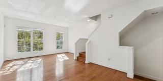 4410 LONGFELLOW Street Gallery 10