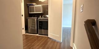 Incredible Townhome in Near Uptown with Move-In Special! Gallery 31