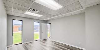 4722 Taft Boulevard Gallery 8