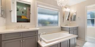 4014 N 81st Street Gallery 25