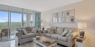 935 E Causeway Boulevard Gallery 1