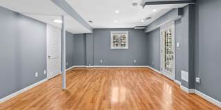 Modern Comfort & Prime Location in Alexandria! Gallery 19