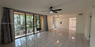 400 Commodore Dr Gallery 1