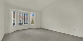 A Must See!!! Beautiful 2/2 home!!! Summerlin!! Gallery 14