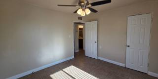 Phoenix 3 Bed/1 Bath - No HOA Gallery 11