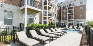 Woodmont Station at Cranford Gallery 22