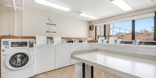 1540 N LaSalle Drive Gallery 20