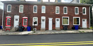 113 S WASHINGTON Street Gallery 12
