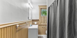 Historic Victorian Charm Meets Modern Living in the Heart of Italian Village / Short North! Gallery 24