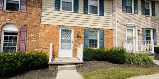 2 Bedroom, 1.5 Bath Townhouse Gallery 1