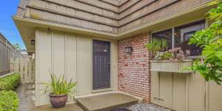 Immaculate Menlo Park house for rent now! $9,100 Gallery 1