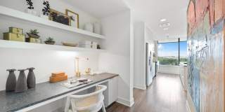 Hanover Midtown Gallery 20