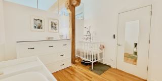 1344 W Madison Street Gallery 14
