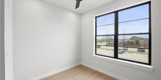 634 Central Parkway Gallery 6