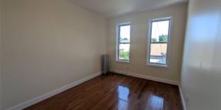 215-13 Jamaica Avenue Gallery 11