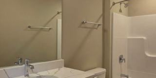 Douglas Fir-2Br/2Ba Rental Home-2nd Floor Gallery 17
