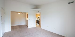 Creekside Square Apartments Gallery 13
