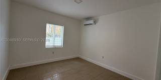 242 NE 55th Ter Gallery 4