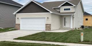 4 Bed 3 Bath Single Family Home Gallery 1