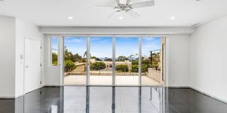3 Bed 3 Bath Ocean View, Penthouse "Mark Singer" Residence in Downtown Laguna Beach Gallery 33
