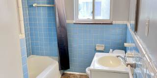 Cloud 9 Apartments - Eastpointe Gallery 10